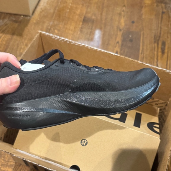 Lululemon Black Athletic Sneakers/US 7.5/Brand New/NIB! Never Worn! Gorgeous! - Picture 15 of 16